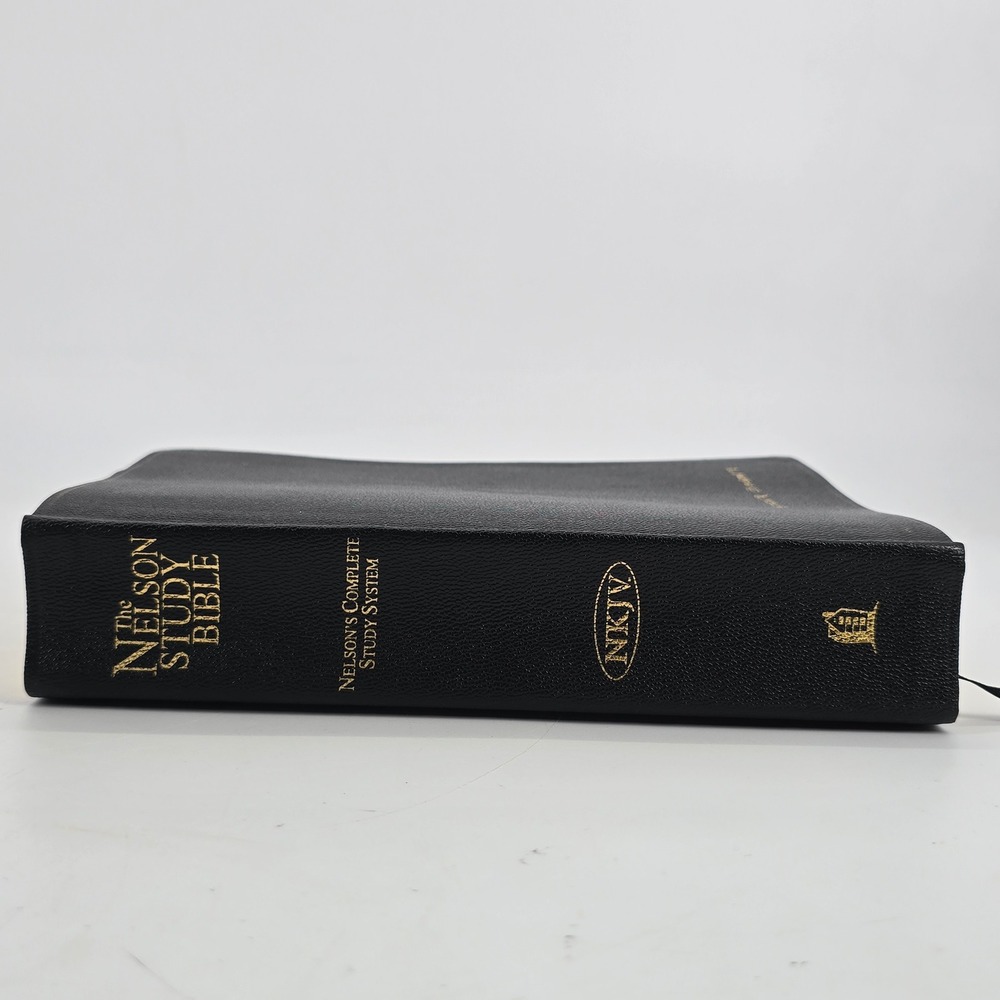 Thomas Nelson Study Bible NKJV Nelson's Complete Study System Black Leather Gold